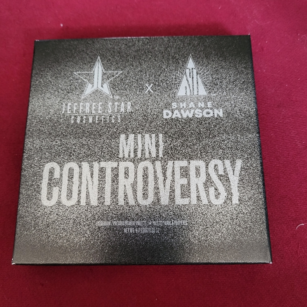 Mini controversy eyeshadow palette by Jeffree Star cosmetics with Shane Dawson